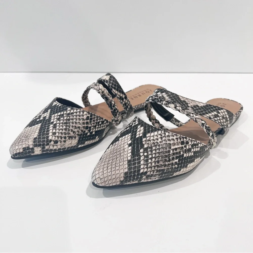Journee Collection Olivea Pointed Toe Mule Flats Snakeskin Faux Leather 11 NEW